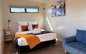 Stunted Totara, Unit 3